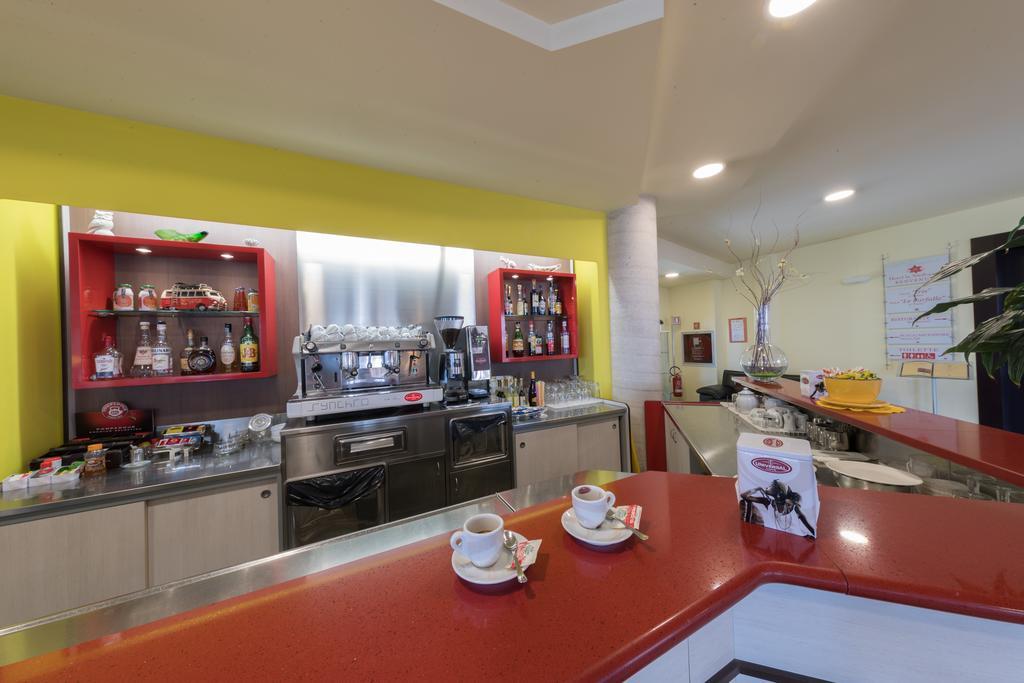 Hotel La Ninfea Montesilvano Marina Εξωτερικό φωτογραφία