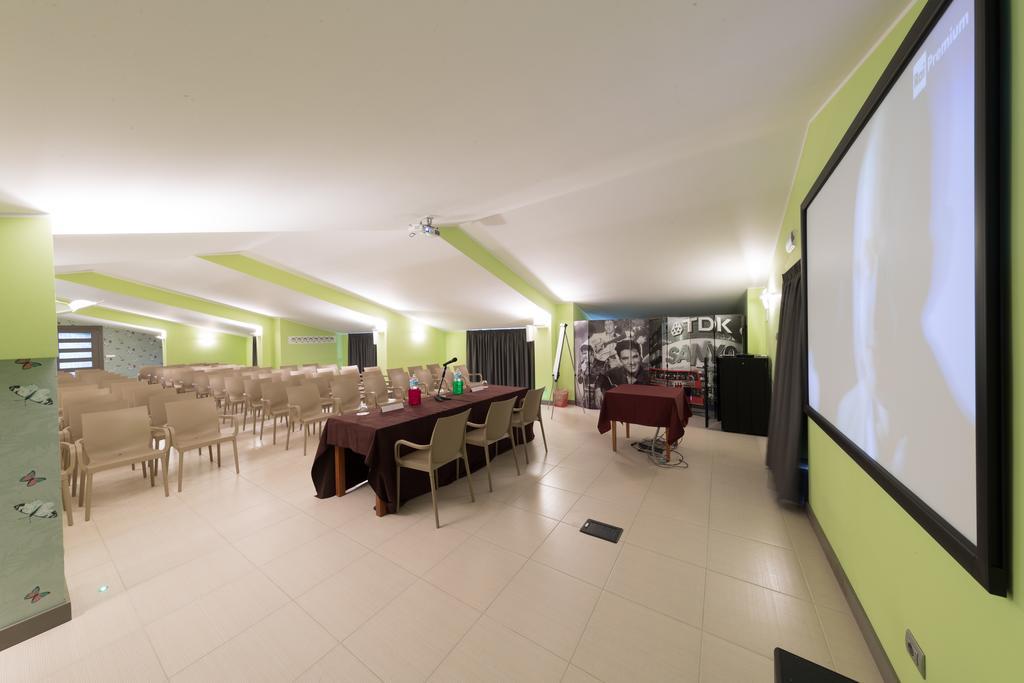 Hotel La Ninfea Montesilvano Marina Εξωτερικό φωτογραφία