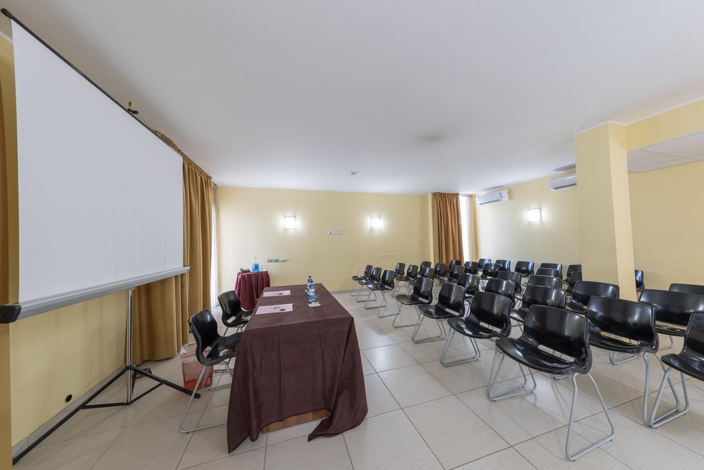 Hotel La Ninfea Montesilvano Marina Εξωτερικό φωτογραφία
