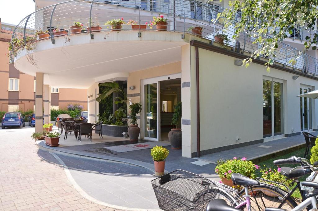 Hotel La Ninfea Montesilvano Marina Εξωτερικό φωτογραφία