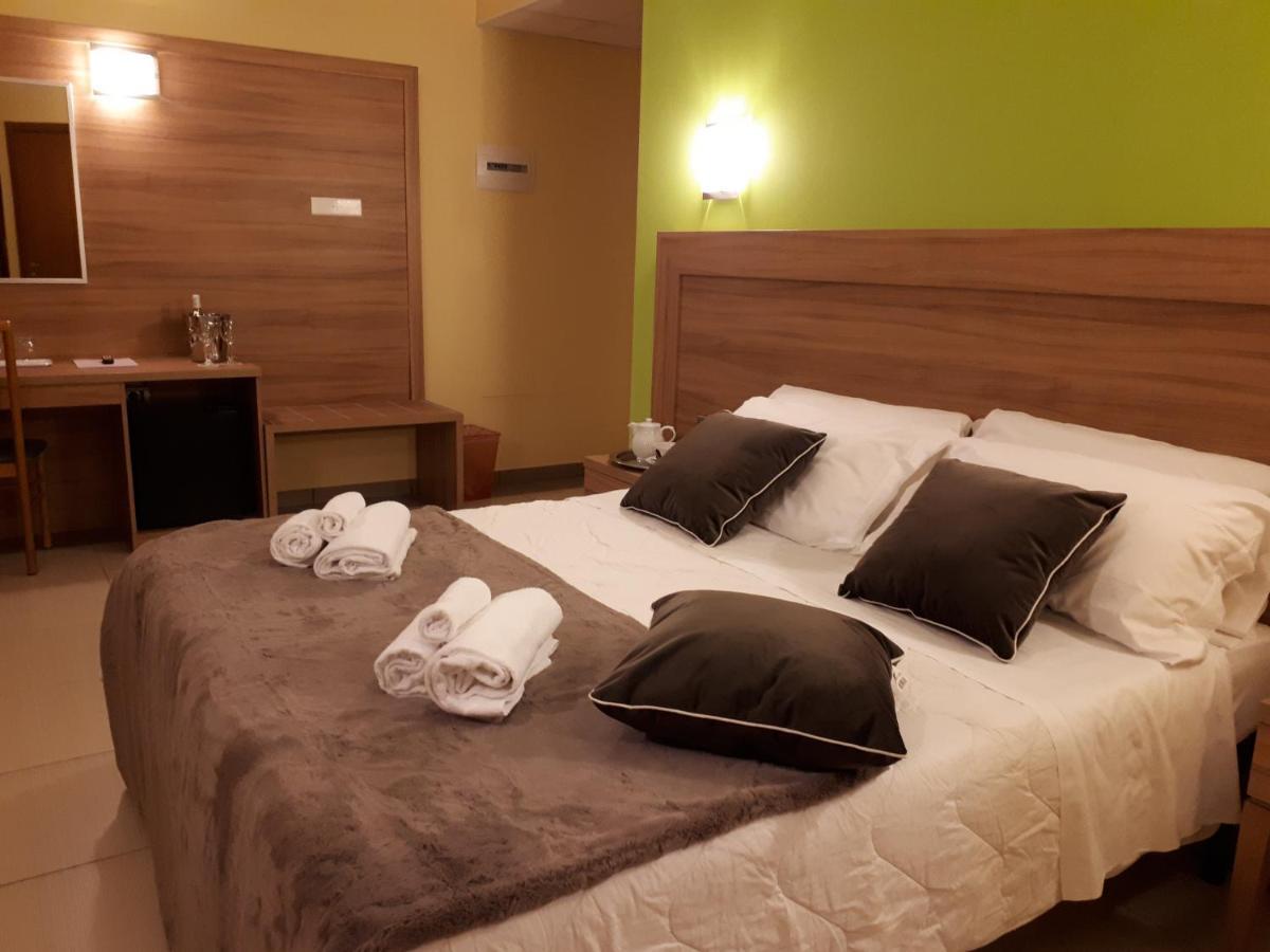 Hotel La Ninfea Montesilvano Marina Εξωτερικό φωτογραφία